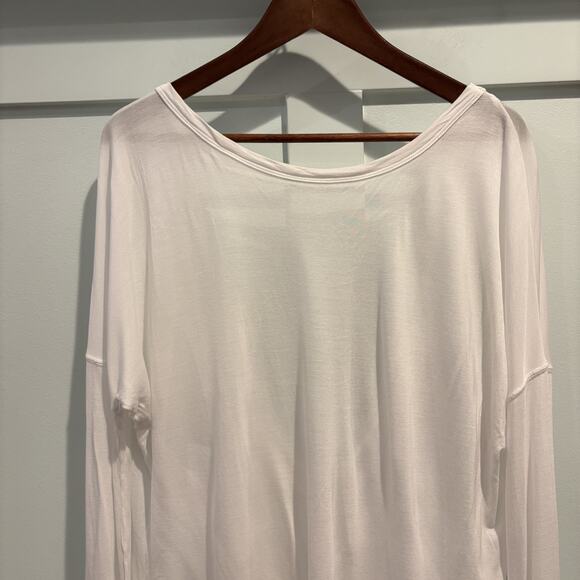 NUX Long Sleeve Shirt Women Sz Medium‎ White Bamboo Lightweight Draped Back Yoga - Picture 3 of 13